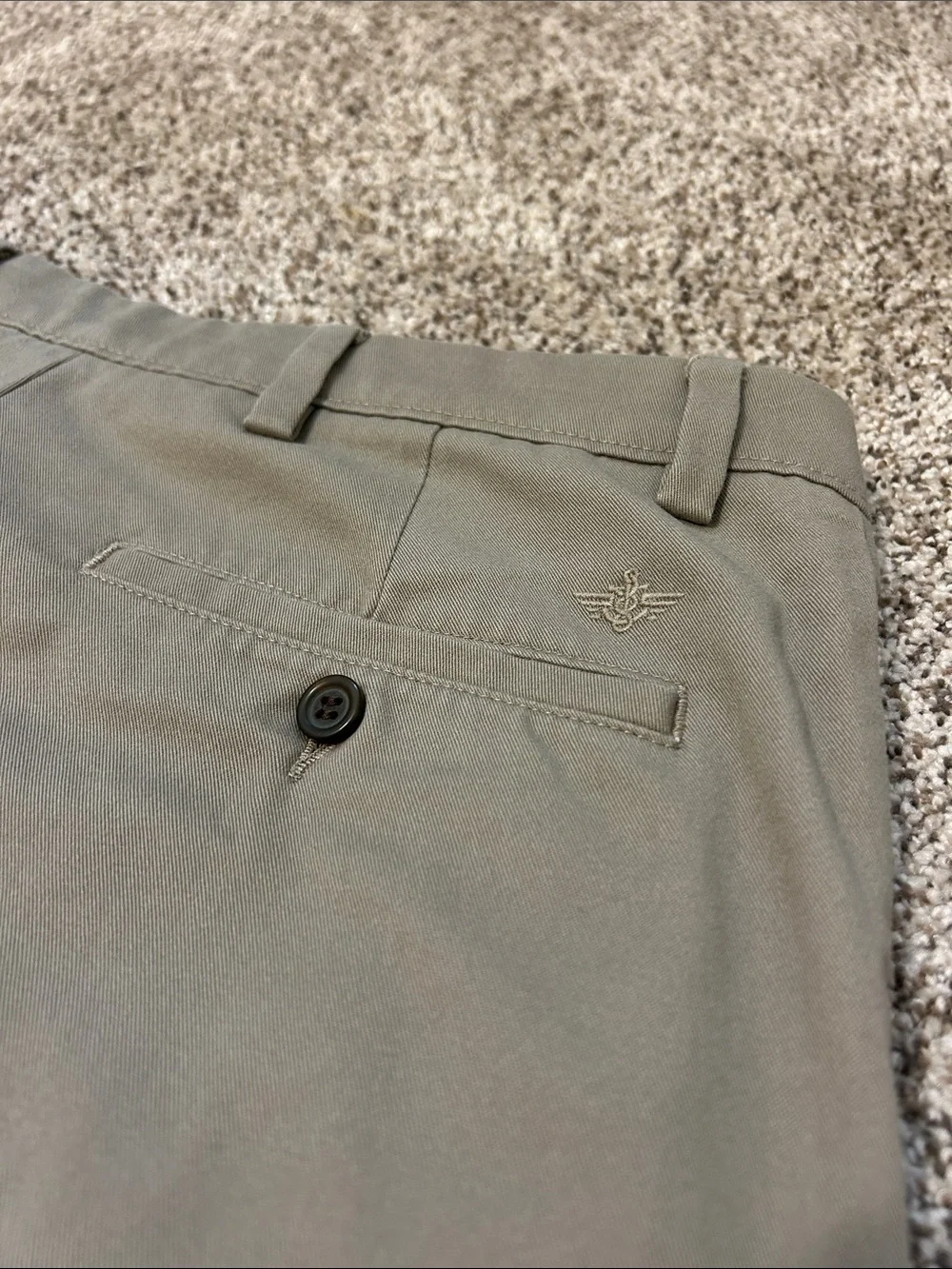 Dockers Men's Classic Straight Fit Khaki Pants